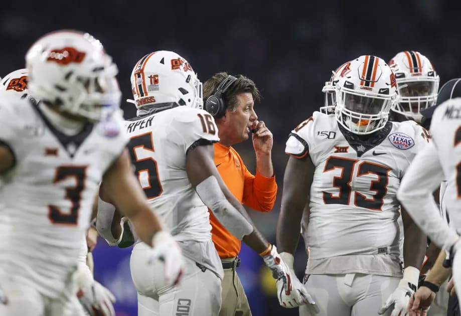 Best sportsbook promotions and odds boosts for Saturday: College Football and NHL