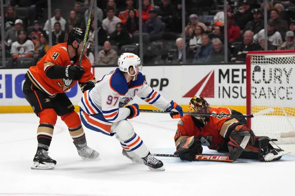 NHL Friday parlay at mega (+1460) odds, today 1/13: Oilers sink the Sharks