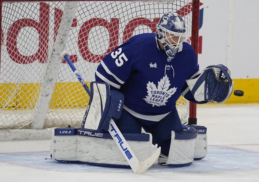 NHL Monday parlay at mega (+1136) odds, today 1/23: Maple Leafs lock down the Islanders