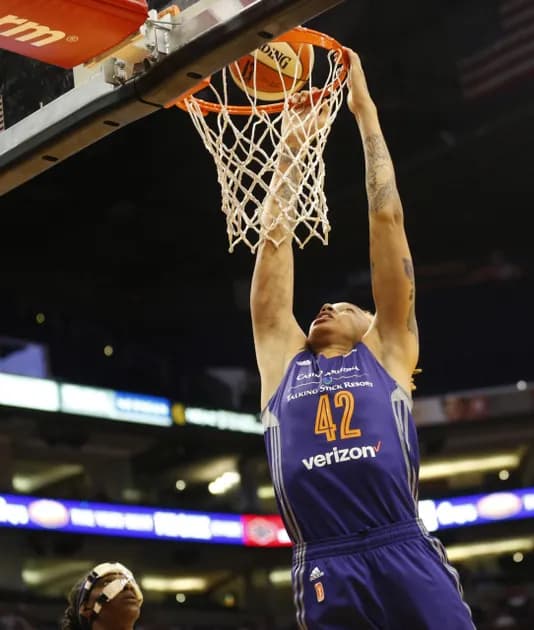 WNBA Finals Sunday: Phoenix, Chicago meet again for rematch of 2014 Finals