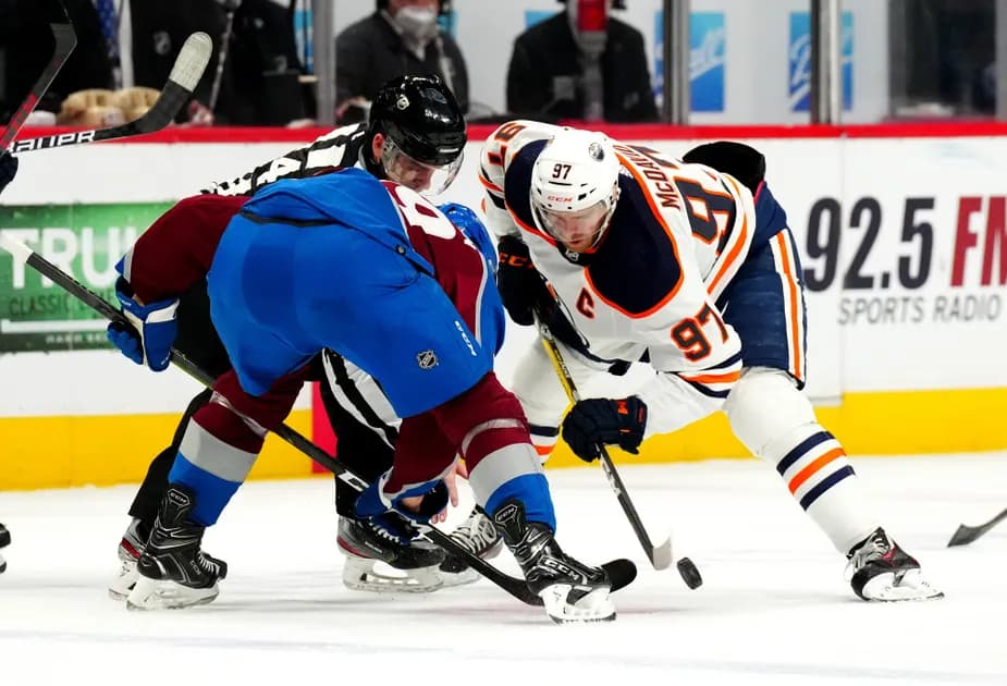 Best NHL player prop bets today: Connor McDavid can score in sixth straight game