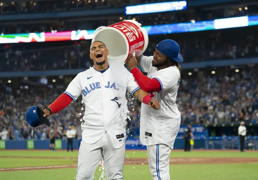 MLB Friday mega parlay (+1023 odds) today 8/19: The Kevin Gausman show