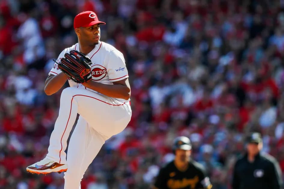 Best MLB player prop bets for today 8/8: Hunter Greene earns another win