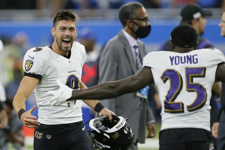 Top 10 most INSANE moments of the 2021 NFL regular season
