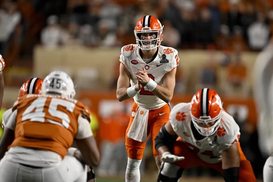 College Football Bowl Games Predictions & Best Bets for Saturday, December 27