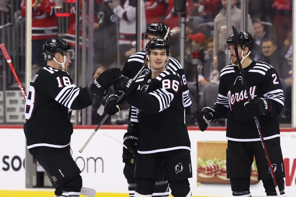 NHL Saturday parlay at mega (+904) odds, today 1/7: Devils deliver at home