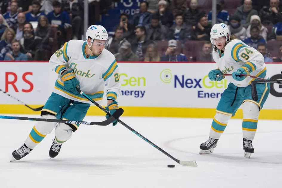 Best NHL prop bets for today, 1/1: Timo Meier tears through Chicago