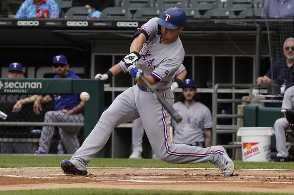 MLB Monday mega parlay (+820 odds) today 8/15: Don’t mess with Texas