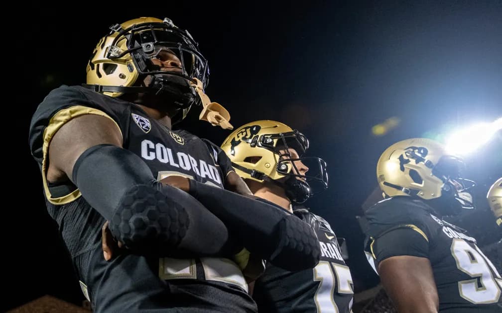 Caesars promo code PICKSWISE1000 good for College Football Bowl games today