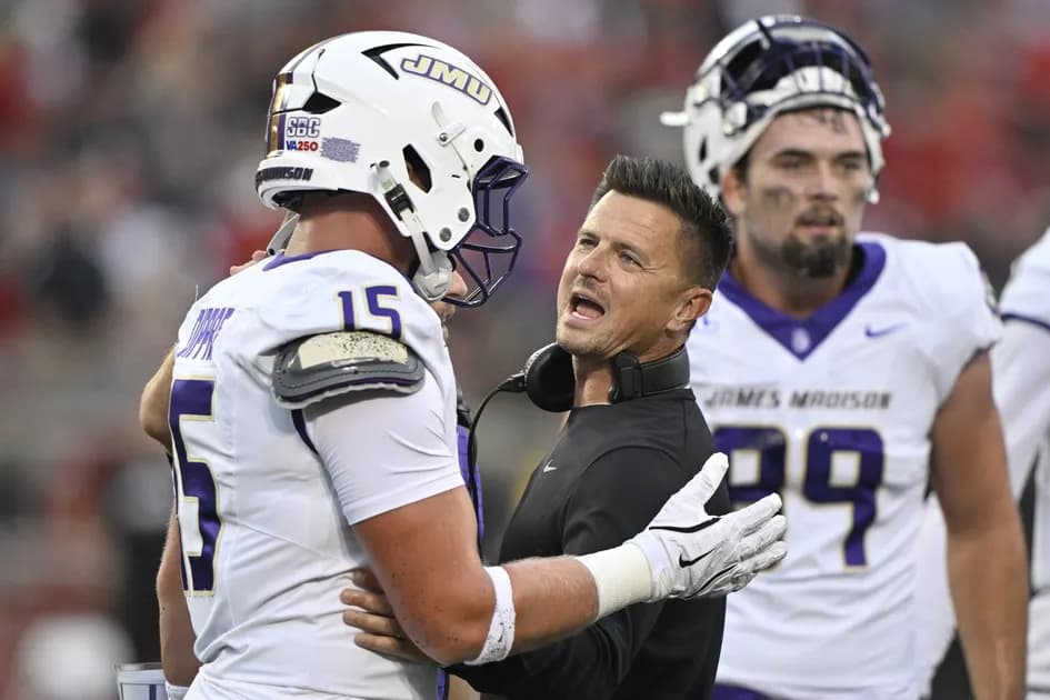 James Madison vs Oregon: CFP Prediction & Parlay Picks
