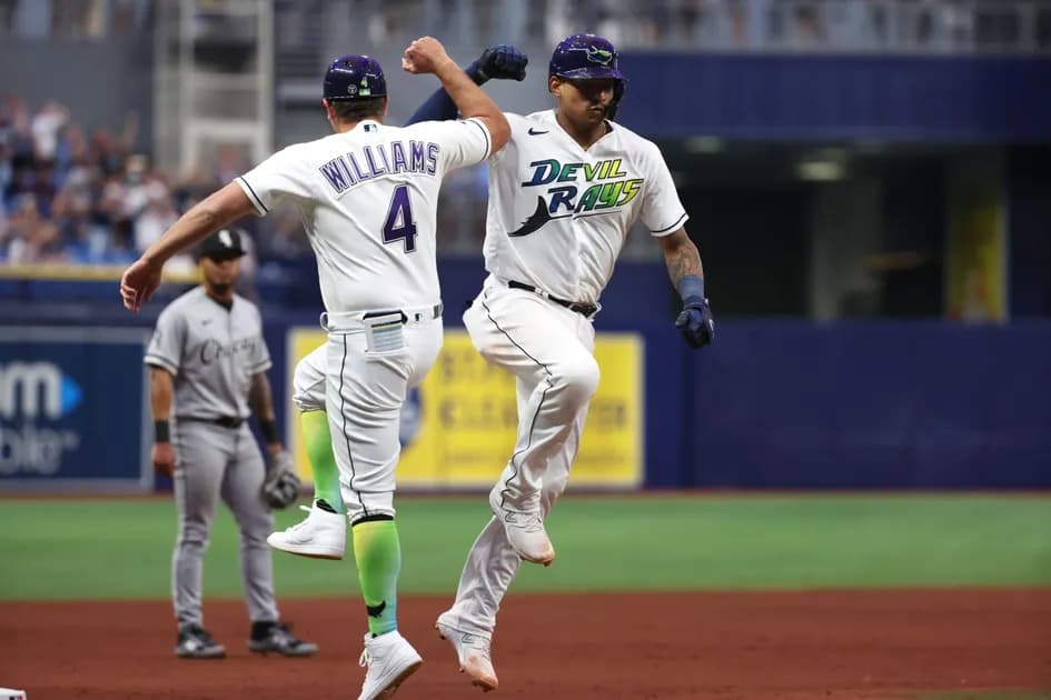 MLB Tuesday parlay at mega +967 odds today, 8/22: Division contenders show out