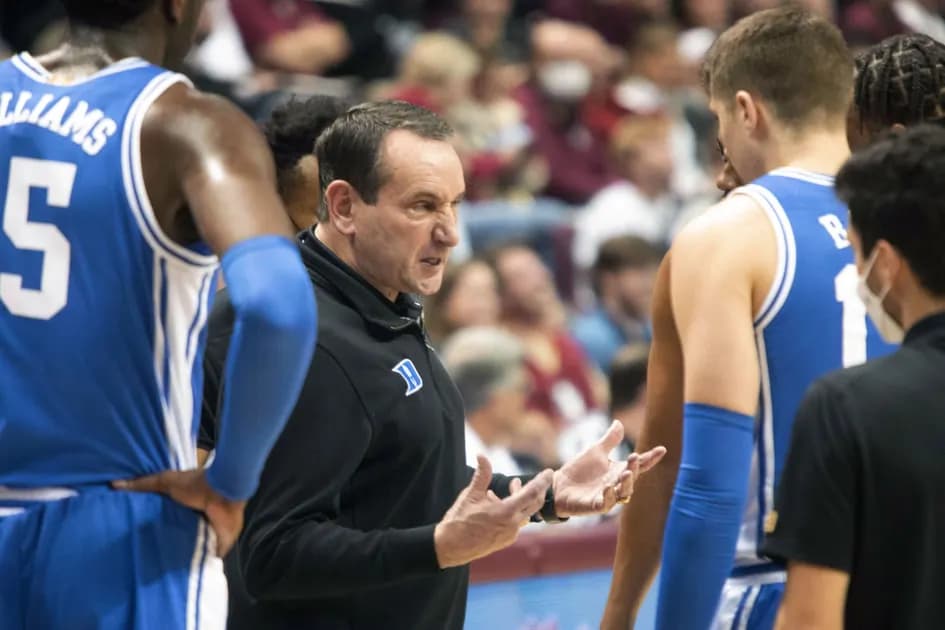 College basketball Monday three-team mega parlay (+1312 odds): Down goes Duke
