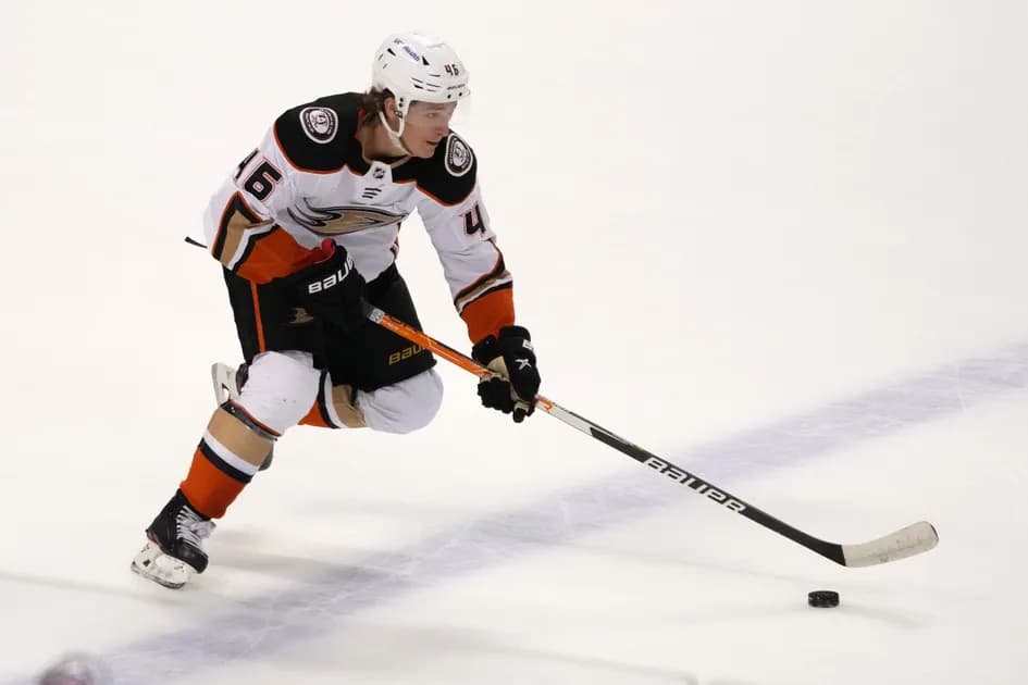 Best player props for Sunday's NHL slate: Zegras steals the show