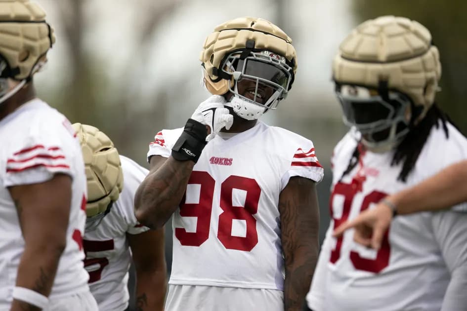 2025-26 NFL Defensive Rookie of the Year Odds & Predictions: Hard to ignore Mykel Williams