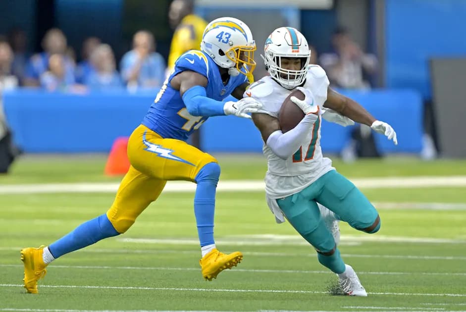 NFL Week 18 opening lines, odds and best bet: Dolphins in must-win situation against Jets