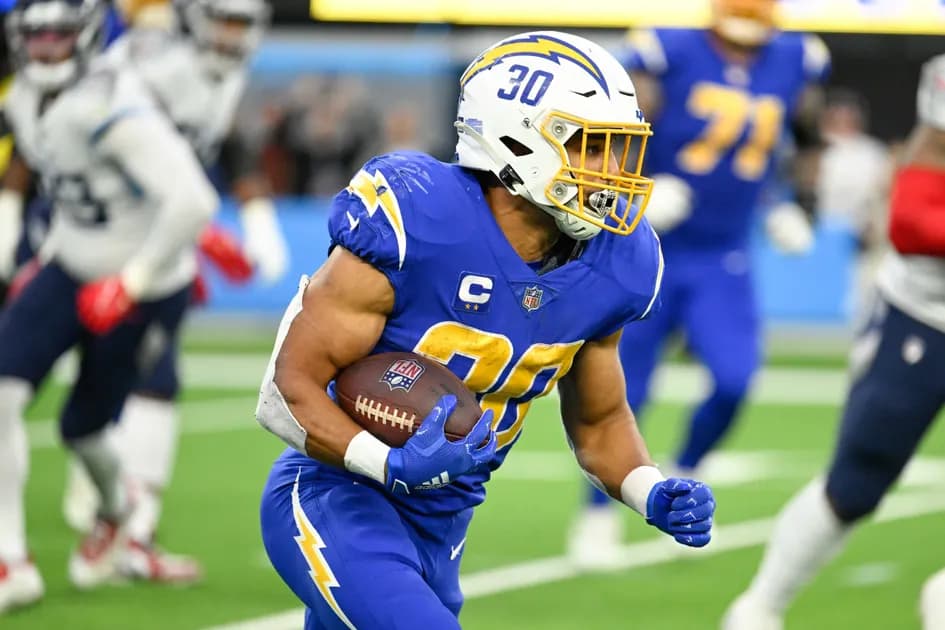 NFL Week 2 best bets and predictions from 5 of Pickswise's best experts: Chargers shock the Titans