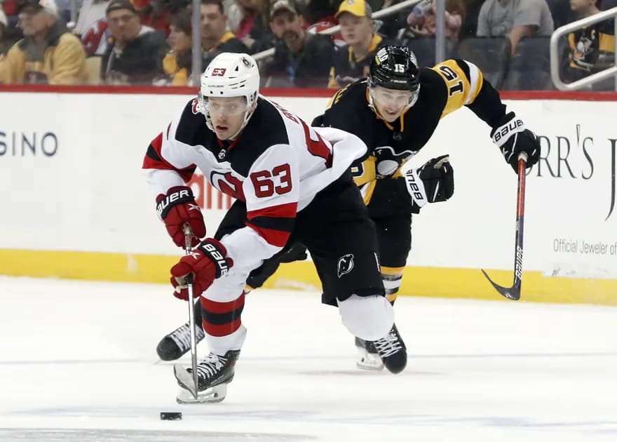 Best NHL prop bets for today, 2/21 - Jesper Bratt charges through the Canadiens