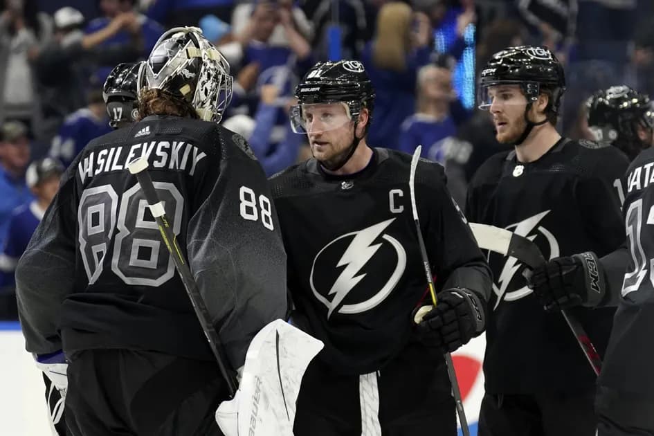 Four-pick cross-sport parlay for Wednesday (+1184 odds): Champions League, NBA, and NHL