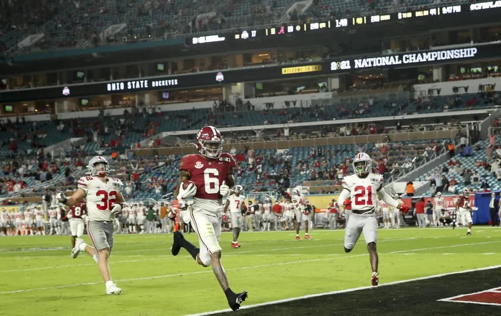 College Football Playoff national championship reaction: Smith goes out on top for Alabama
