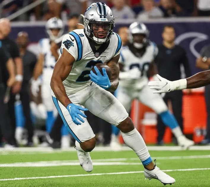 Best NFL Week 11 player prop bet picks & predictions: DJ Moore returns to Maryland