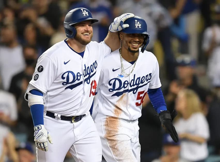 MLB Sunday same game parlay (+1091 odds): Milwaukee Brewers vs Los Angeles Dodgers