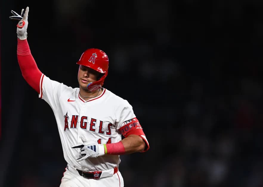 Best MLB player prop bet for today 7/8: Back All-Star snub Logan O'Hoppe against Rangers