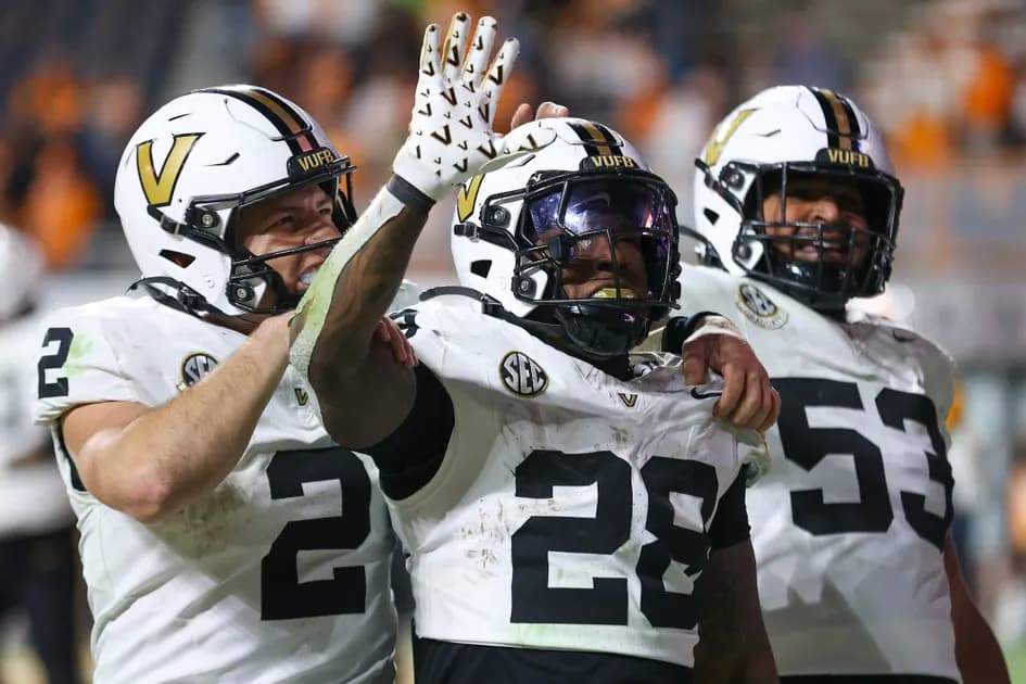 FanDuel promo code awards new users $250 bonus for Iowa vs Vanderbilt