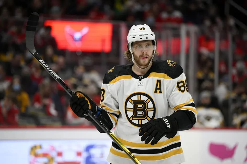 Four-pick cross-sport parlay for Tuesday (+947 odds): NBA and NHL
