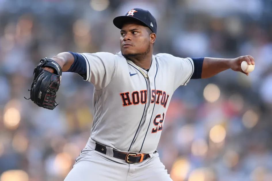 MLB Sunday mega parlay 7/3 (+917 odds): Astros and Yankees keep rolling