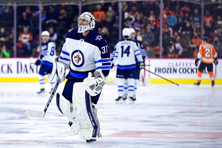 Friday's NHL mega parlay (+1191 odds): A small slate with a ton of value