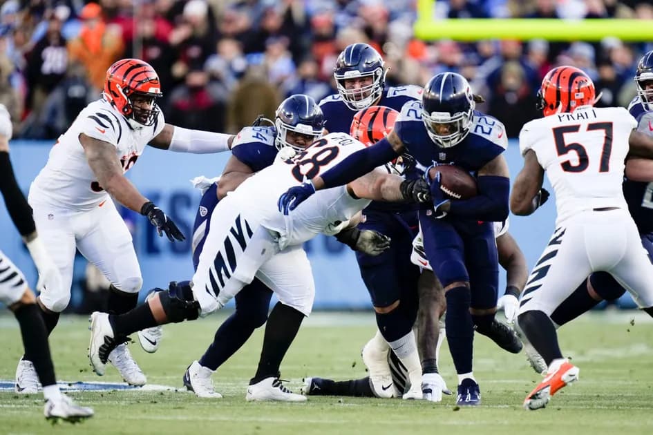 Predicting the 3 most likely first to worst NFL teams in 2022: Titans primed for regression