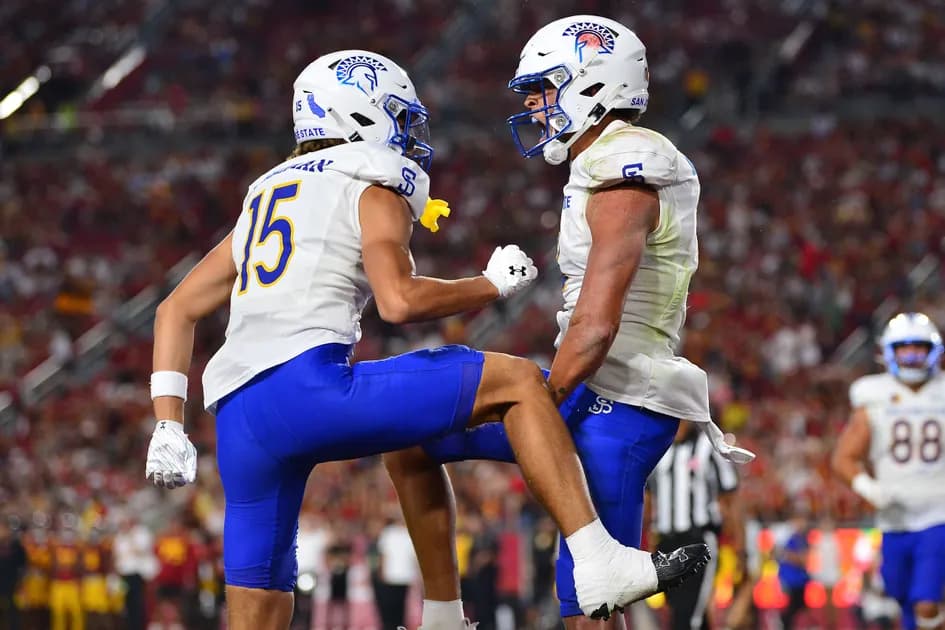 College Football Week 4: Friday Best Bets Incl. San Jose State vs Washington State & Illinois vs Nebraska
