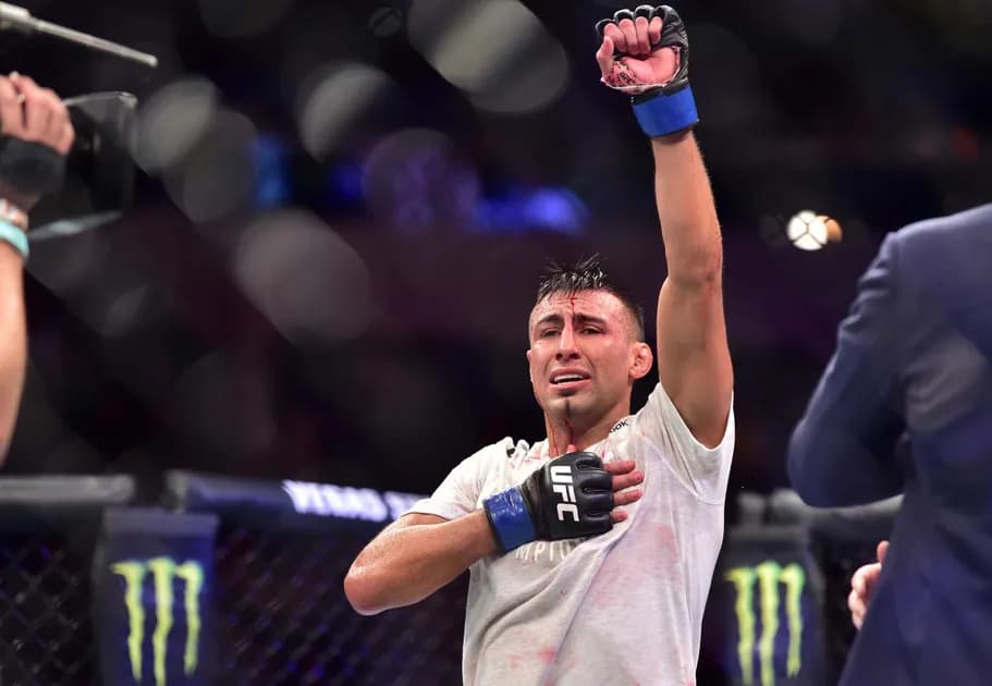 UFC predictions, picks and best bets for UFC Fight Night 194: Romanov stays perfect