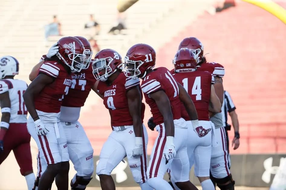 College Football Week 0 best underdog bets: Start fading Nevada early
