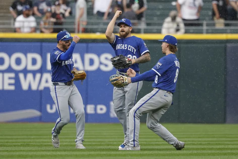 MLB Picks & Predictions for Thursday, August 21: Rangers vs Royals and Giants vs Padres Best Bets