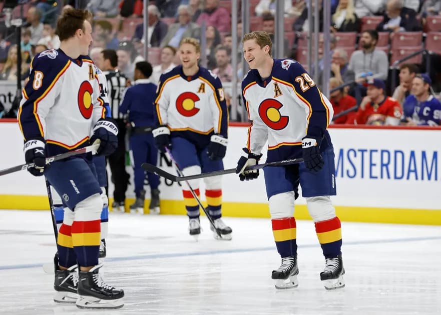 NHL Tuesday parlay at mega (+1068) odds, today 2/7: Avalanche put away Penguins