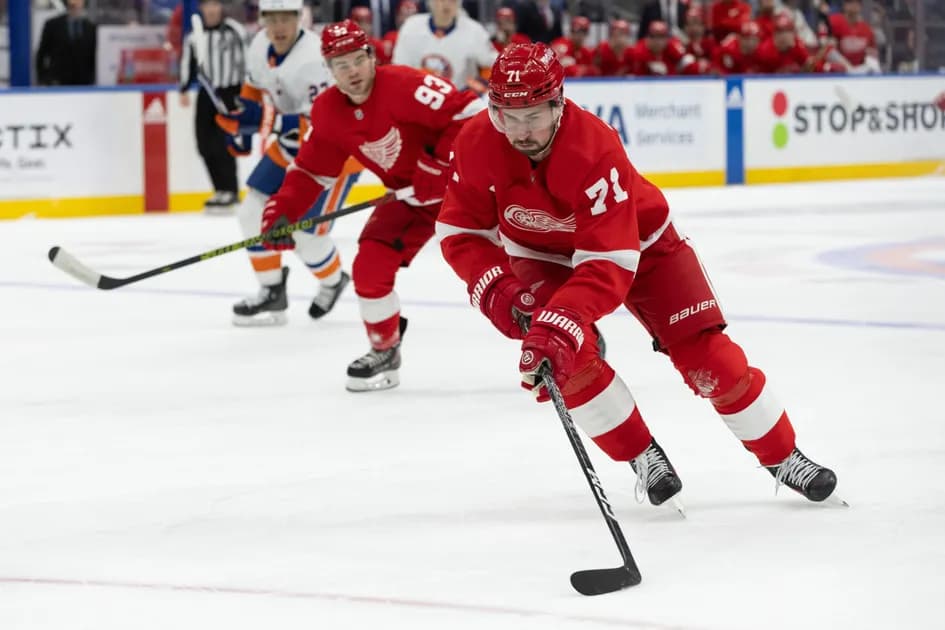 Best NHL Parlay Picks Today, Thursday 2/29: 3-Leg Parlay at mega (+1341 odds) - Red Wings rattle the Islanders