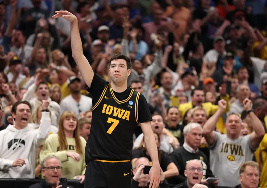 March Madness Sweet 16 Thursday Parlay Picks & Best Bets | NCAA Tournament Parlays
