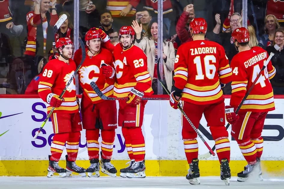 NHL Tuesday mega parlay (+1082 odds): Flames get off to hot start