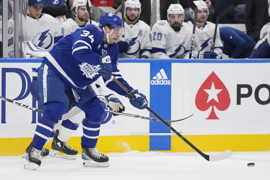 Today's best NHL prop bet picks & predictions Wednesday 11/8: Auston Matthews dishes out a helper