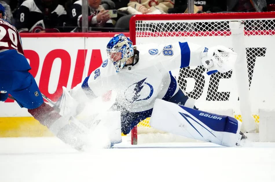 NHL Saturday parlay at mega +888 odds today, 2/18: Lightning shock Golden Knights