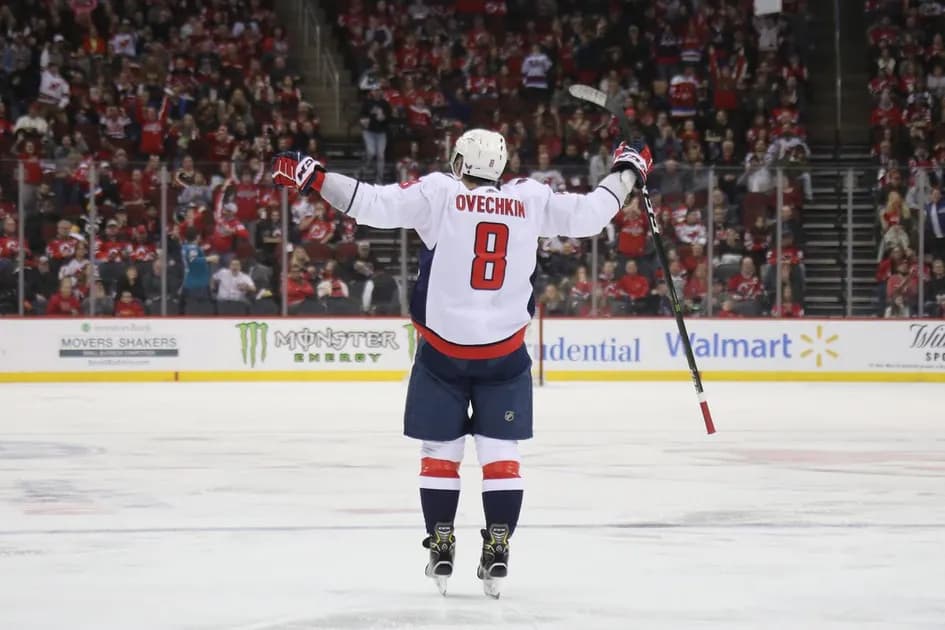 Best player props for Sunday's NHL slate: Ovechkin keeps on scoring