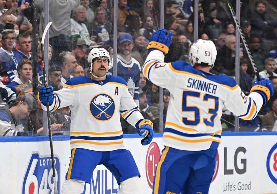 Best NHL parlay picks, Tuesday 10/24: 3-leg parlay at mega +927 odds - All 32 teams in action