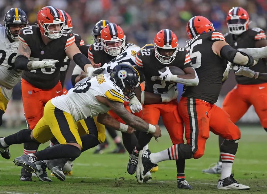 Steelers vs Browns Predictions, Picks, Odds & Betting Guide