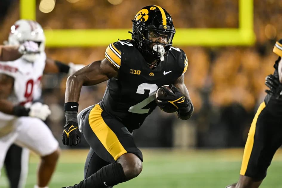 College Football Week 11: Friday Best Bets Incl. Iowa vs UCLA & Rice vs Memphis