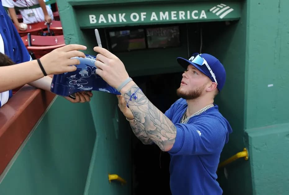 Red Sox OF Alex Verdugo expects to be healthy for start of season