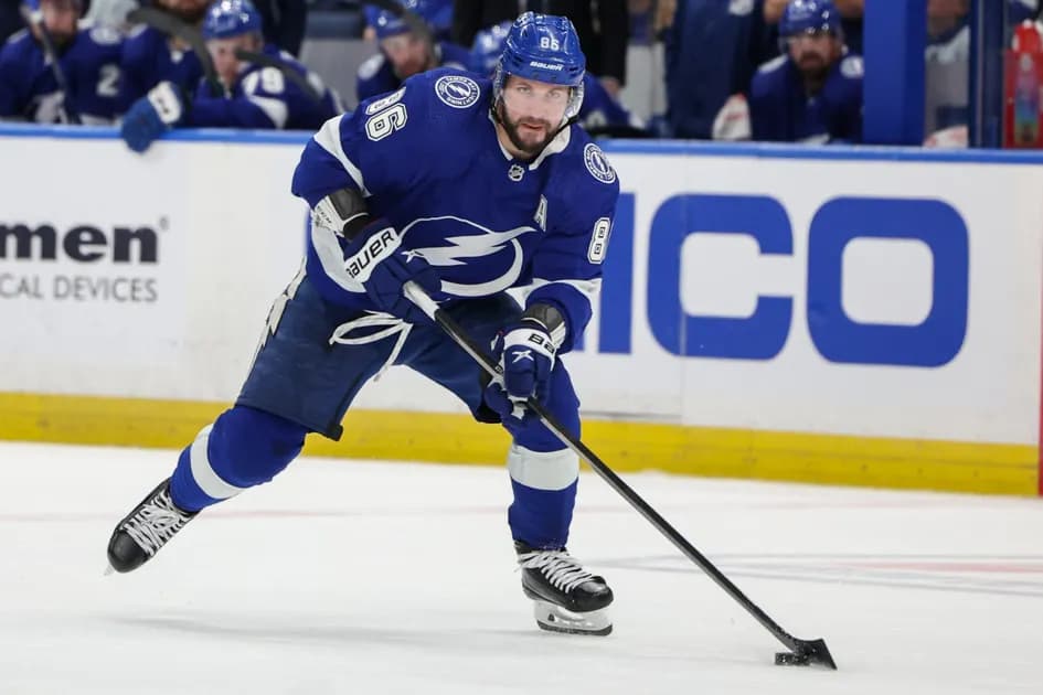 Best NHL prop bets for today, 1/18 - Nikita Kucherov comes through