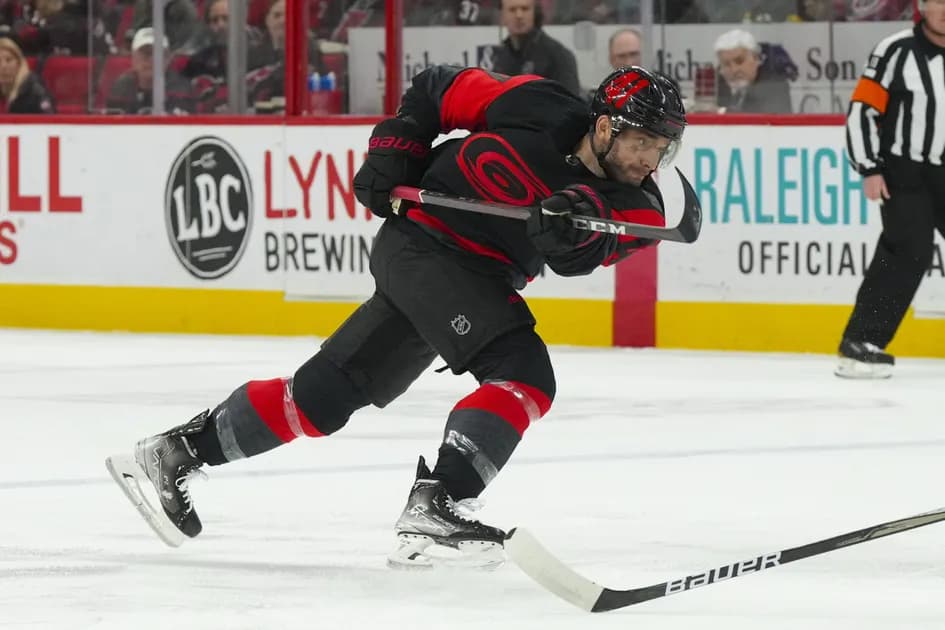 NHL Sunday parlay at mega +970 odds, today 3/12: Hurricanes storm through New Jersey