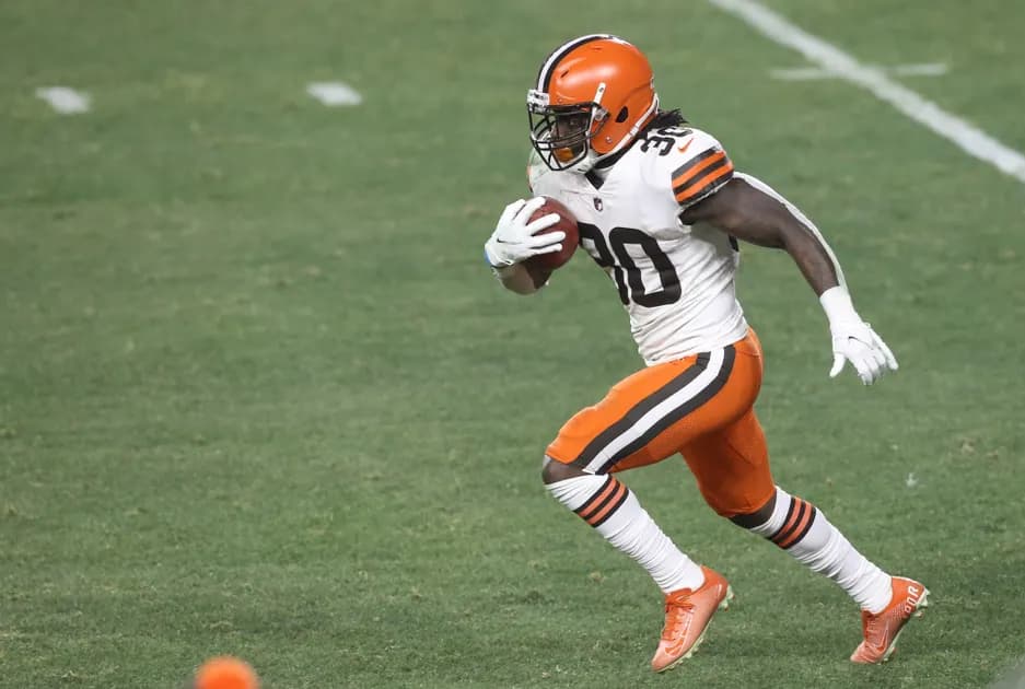 NFL DFS Thursday Night Football showdown lineup advice: Broncos vs Browns