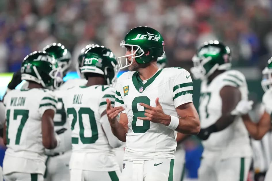 Our NFL expert's best player prop bet for Houston Texans vs New York Jets on Thursday Night Football - Aaron Rodgers continues to sling the ball
